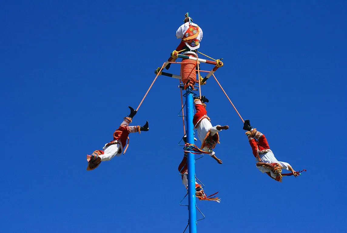 El Secreto de las Danzas de los Voladores de Papantla 1 El Secreto de las Danzas de los Voladores de Papantla