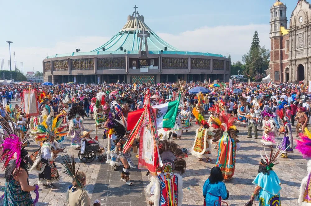 Tradiciones prehispánicas en festivales mexicanos 1 Tradiciones prehispánicas en festivales mexicanos
